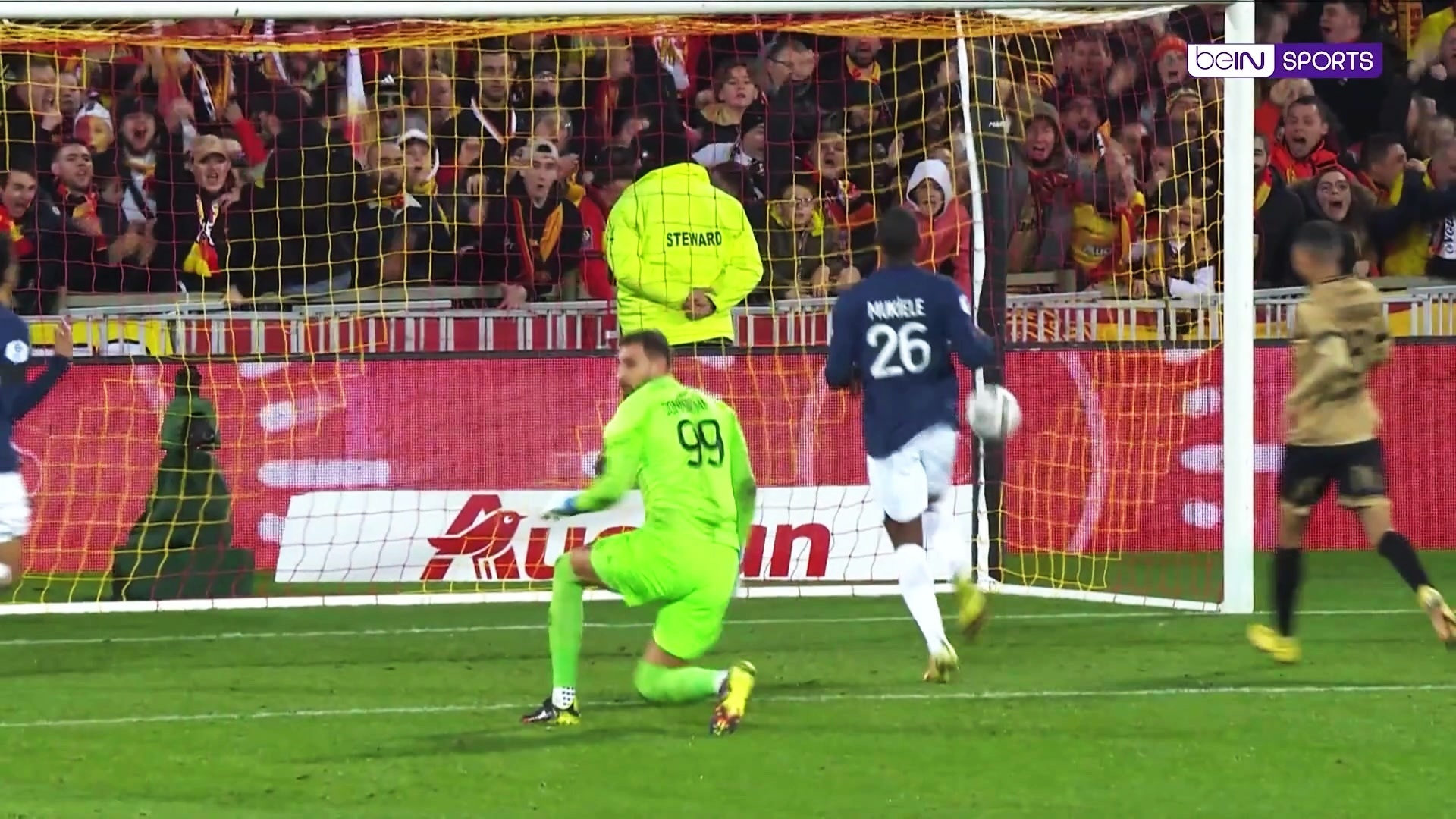 Football: The French League: The 17th week of the French League - the most prominent excerpts